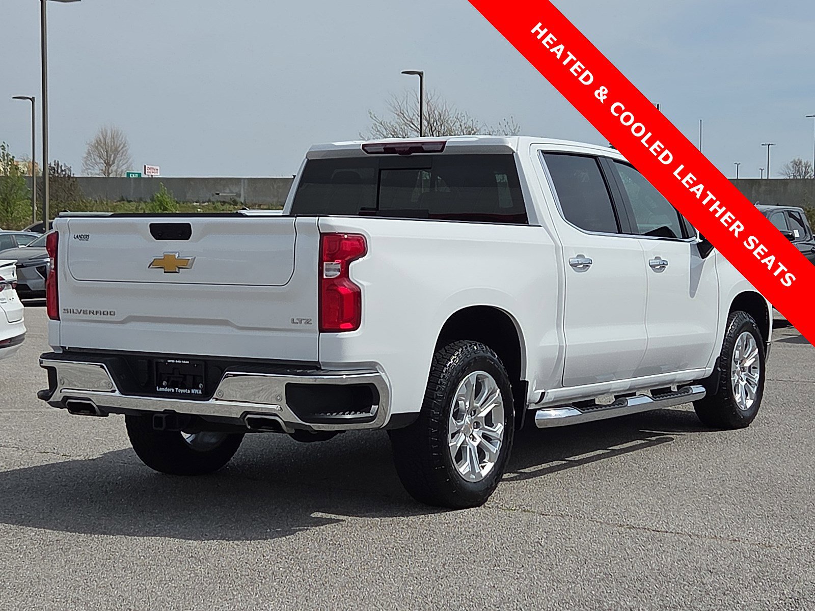 Used 2024 Chevrolet Silverado 1500 LTZ w/ LTZ Premium Package AWD/4WD image 5