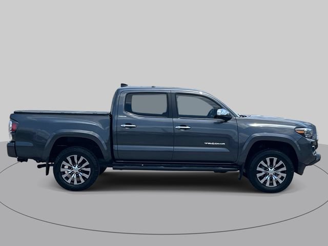 Used 2022 Toyota Tacoma Limited AWD/4WD image 3