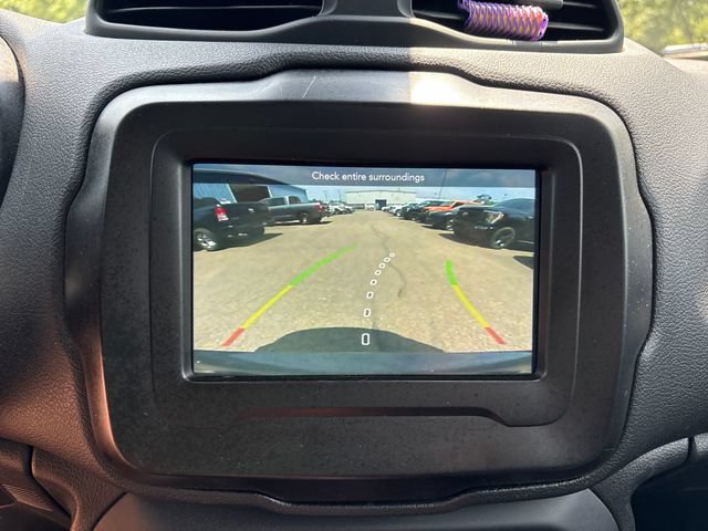 Used 2021 Jeep Renegade Latitude w/ Convenience Group AWD/4WD image 15