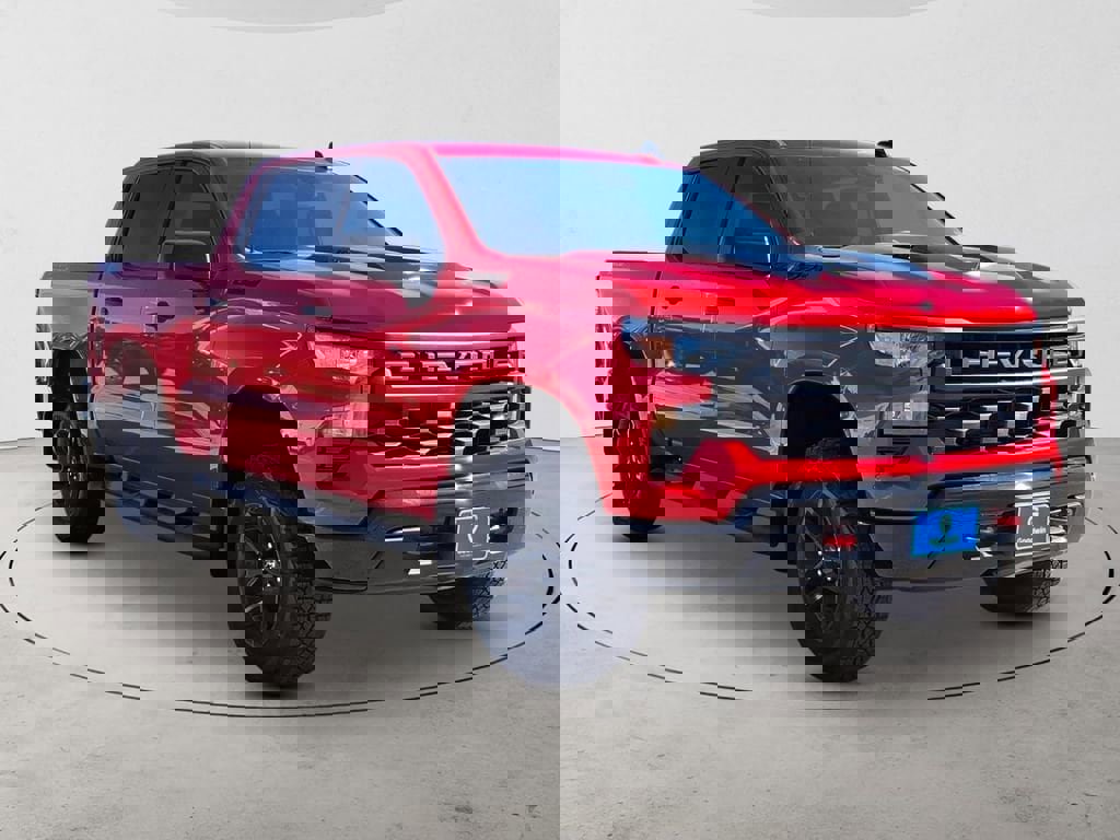 New 2026 Chevrolet Silverado 1500 Custom Trail Boss w/ LPO, Dark Essentials Package image 3