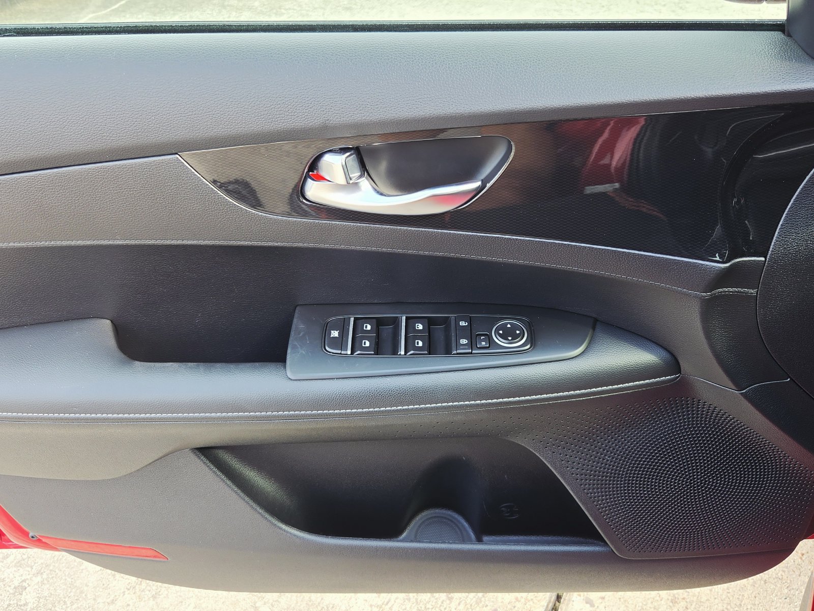 Used 2024 Kia Forte GT-Line FWD image 16