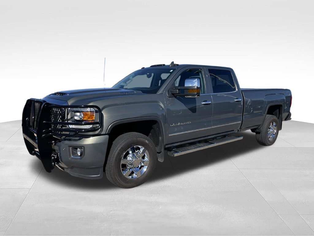 Used 2017 GMC Sierra 3500 Denali w/ Duramax Plus Package AWD/4WD image 5