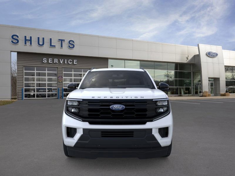 New 2026 Ford Expedition Active image 6