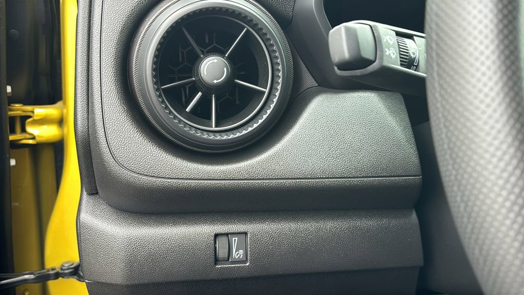 Used 2024 Chevrolet Colorado Trail Boss image 15