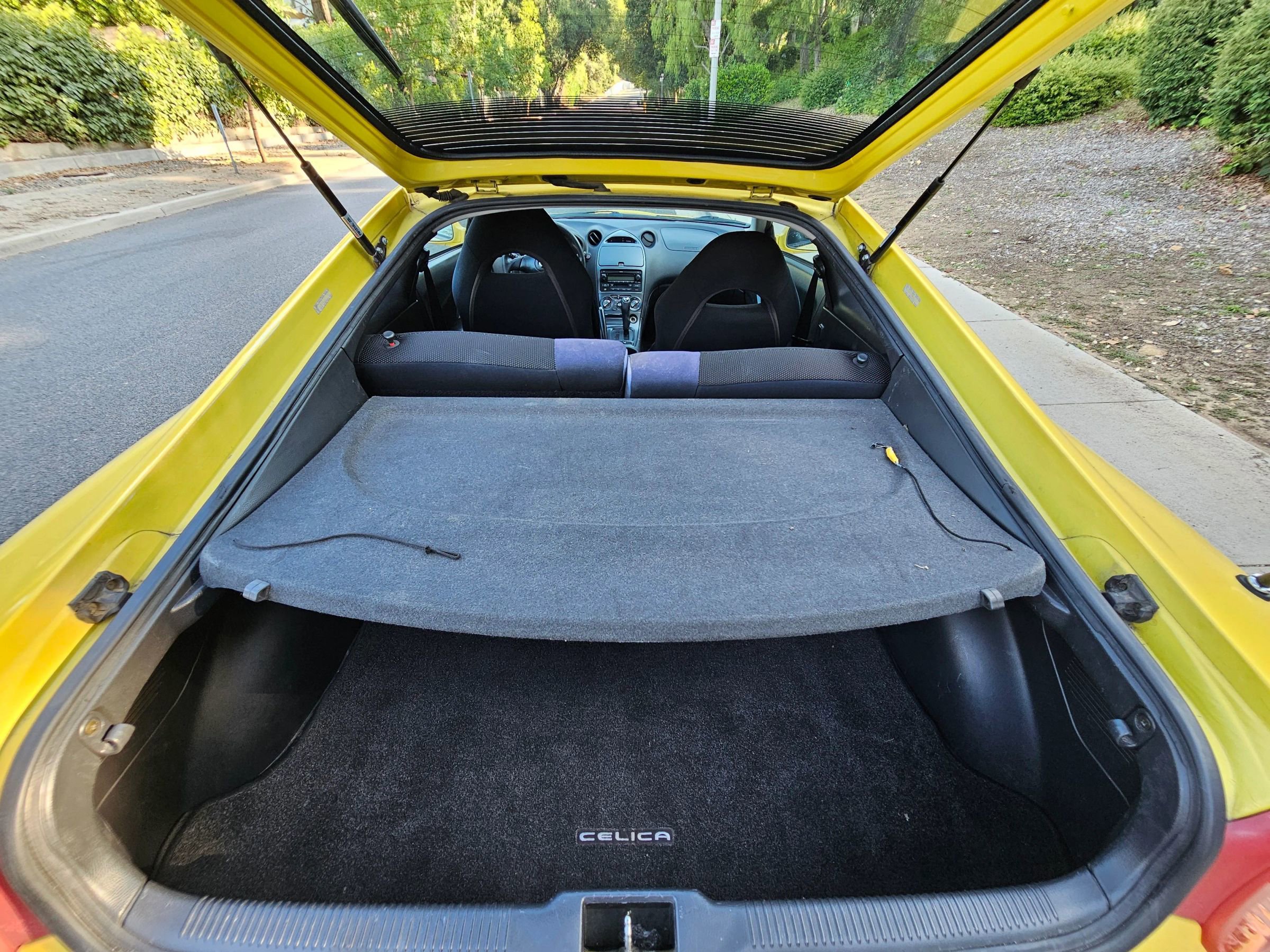 Used 2003 Toyota Celica GT image 19