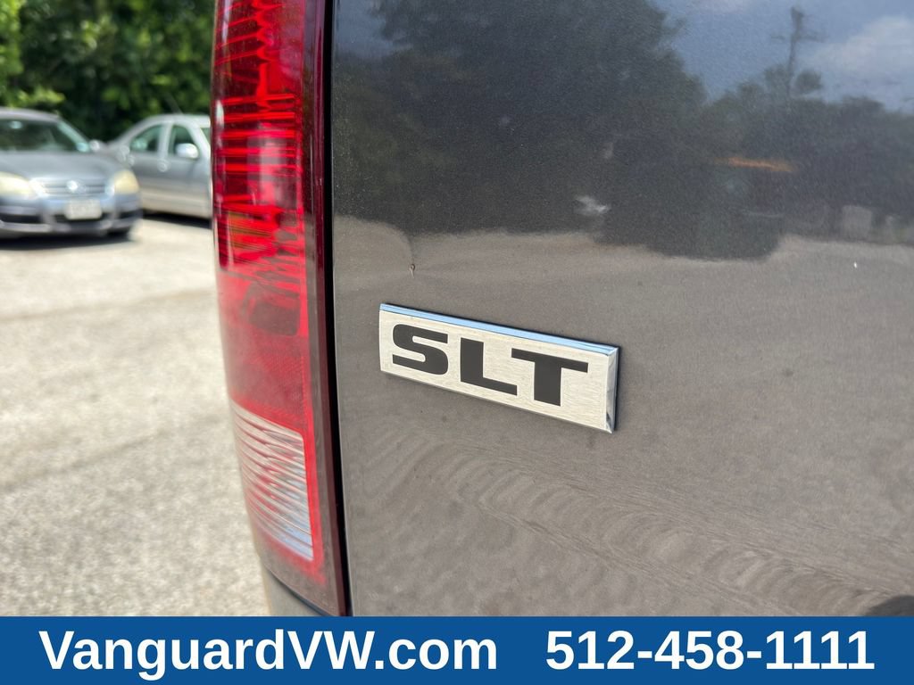 Used 2024 RAM 1500 Classic SLT AWD/4WD image 10