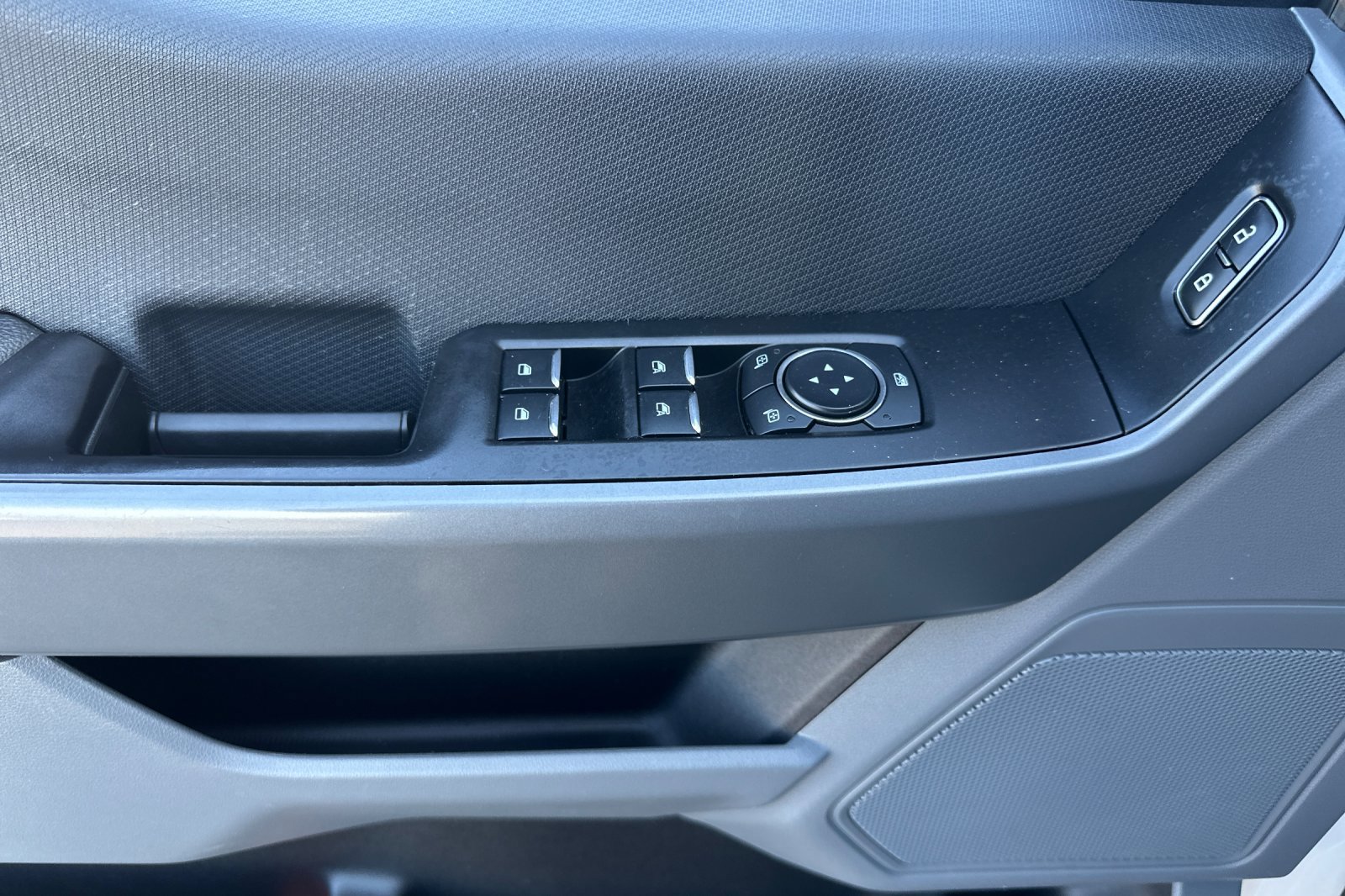 Used 2023 Ford F150 XLT w/ Trailer Tow Package image 12