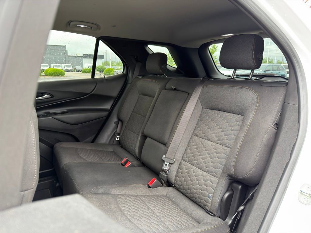 Used 2020 Chevrolet Equinox LT w/ Driver Convenience Package AWD/4WD image 31