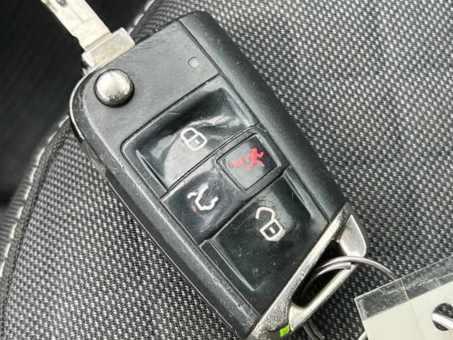 Used 2021 Volkswagen Tiguan S AWD/4WD image 8