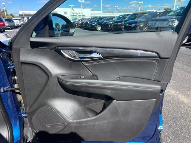 Used 2022 Buick Envision Preferred FWD image 12