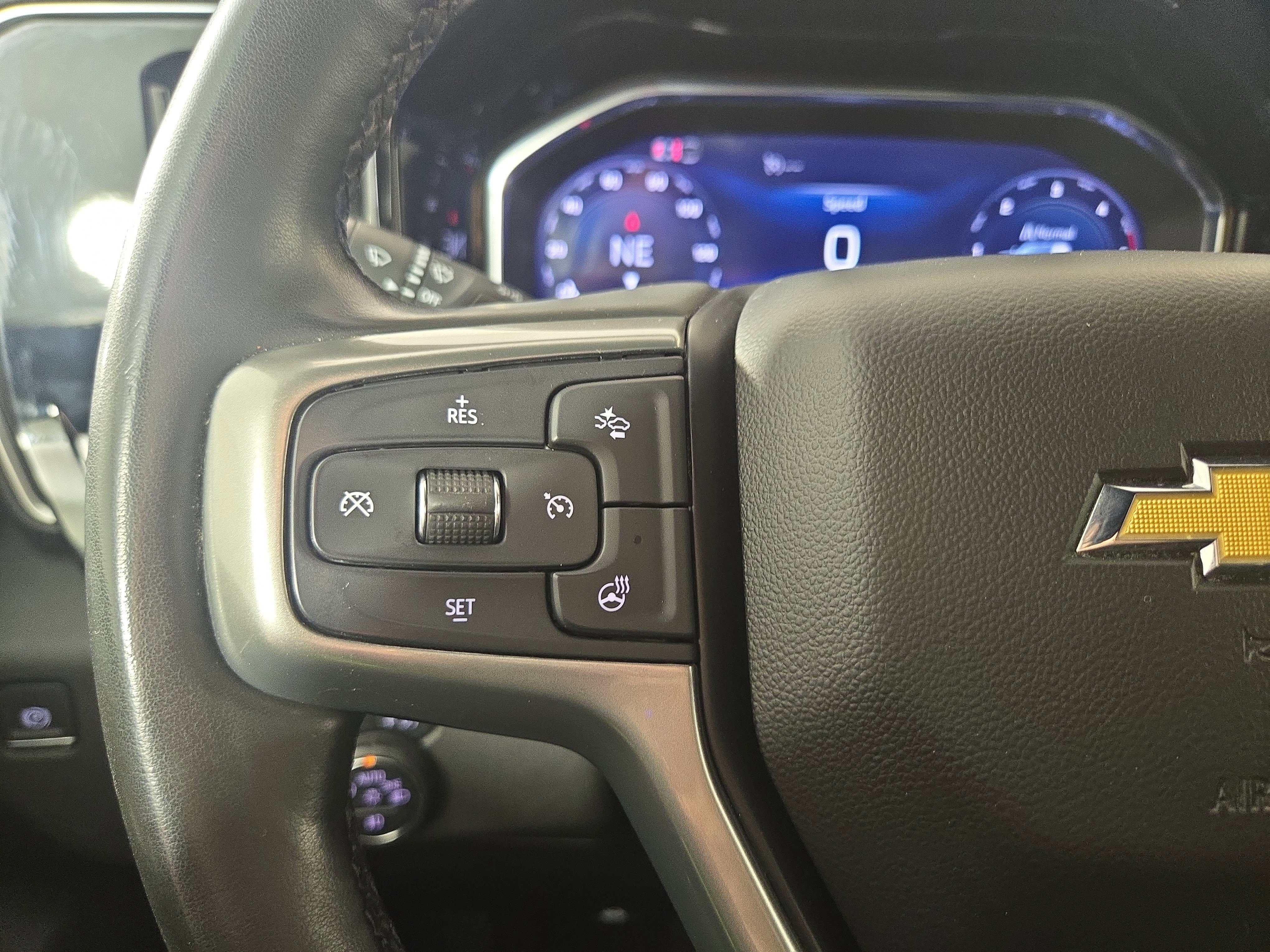 Certified 2024 Chevrolet Silverado 3500 LT w/ Convenience Package image 15