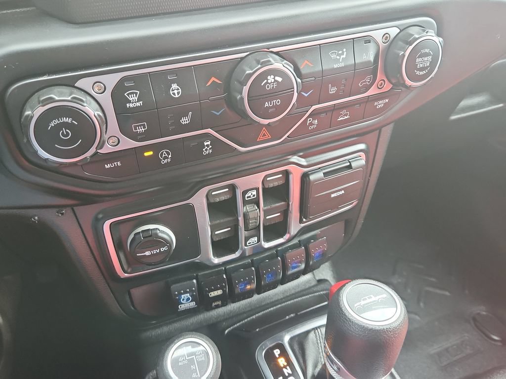 Used 2021 Jeep Gladiator Sport AWD/4WD image 25