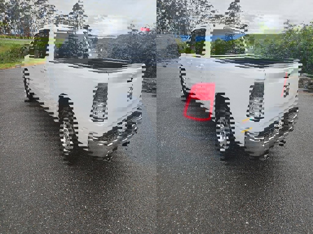 Used 2021 RAM 1500 Big Horn image 3