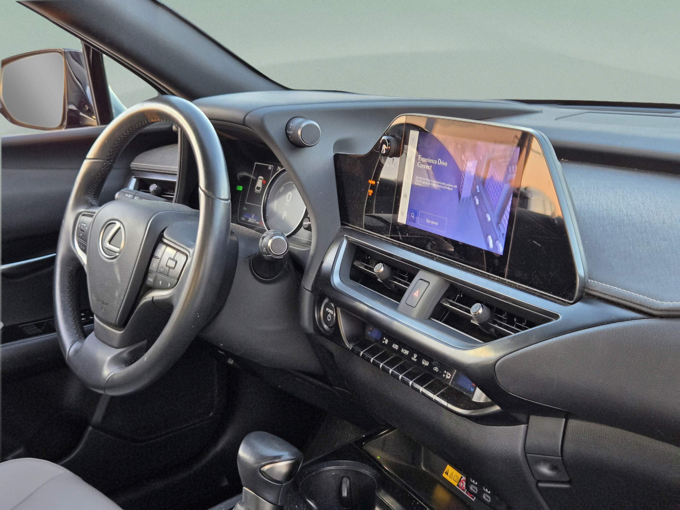 Certified 2024 Lexus UX 250h FWD image 24