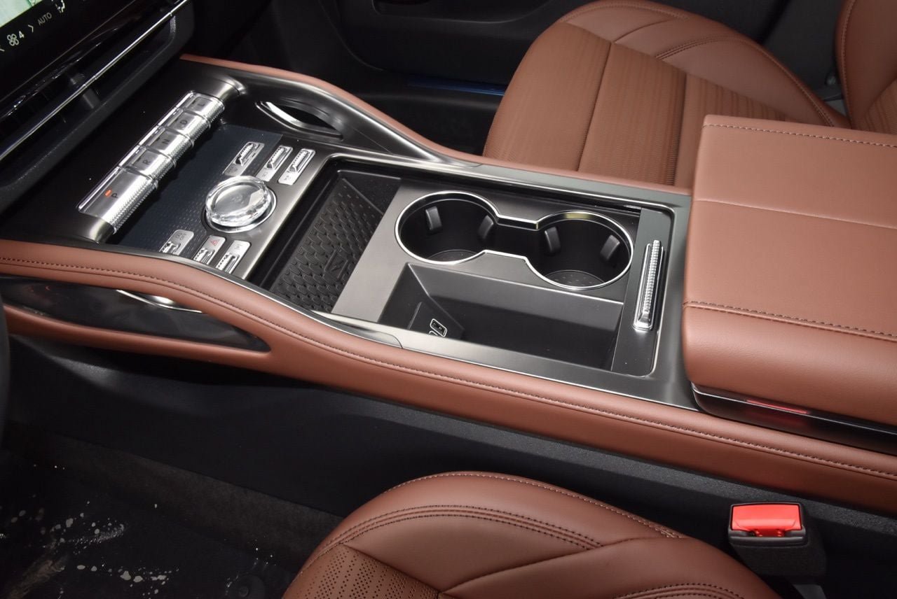 New 2026 Lincoln Nautilus Reserve w/ Jet Appearance Package AWD/4WD image 60