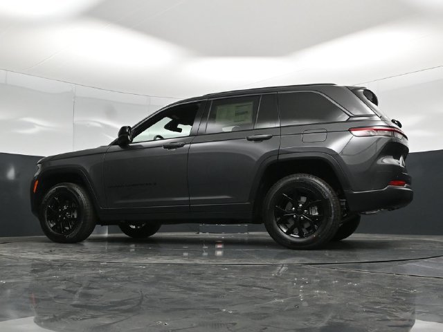New 2026 Jeep Grand Cherokee Altitude AWD/4WD image 61