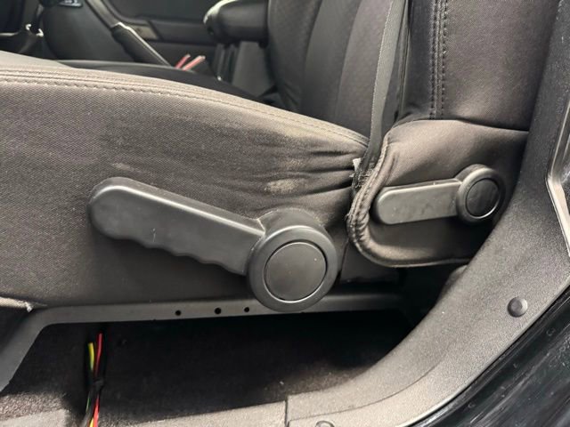 Used 2013 Jeep Wrangler Unlimited Sport image 14