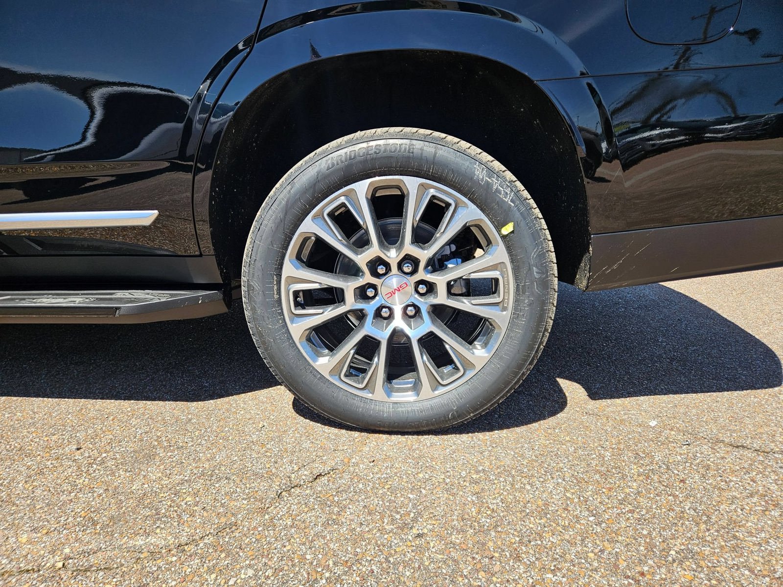 New 2026 GMC Yukon Denali AWD/4WD image 31