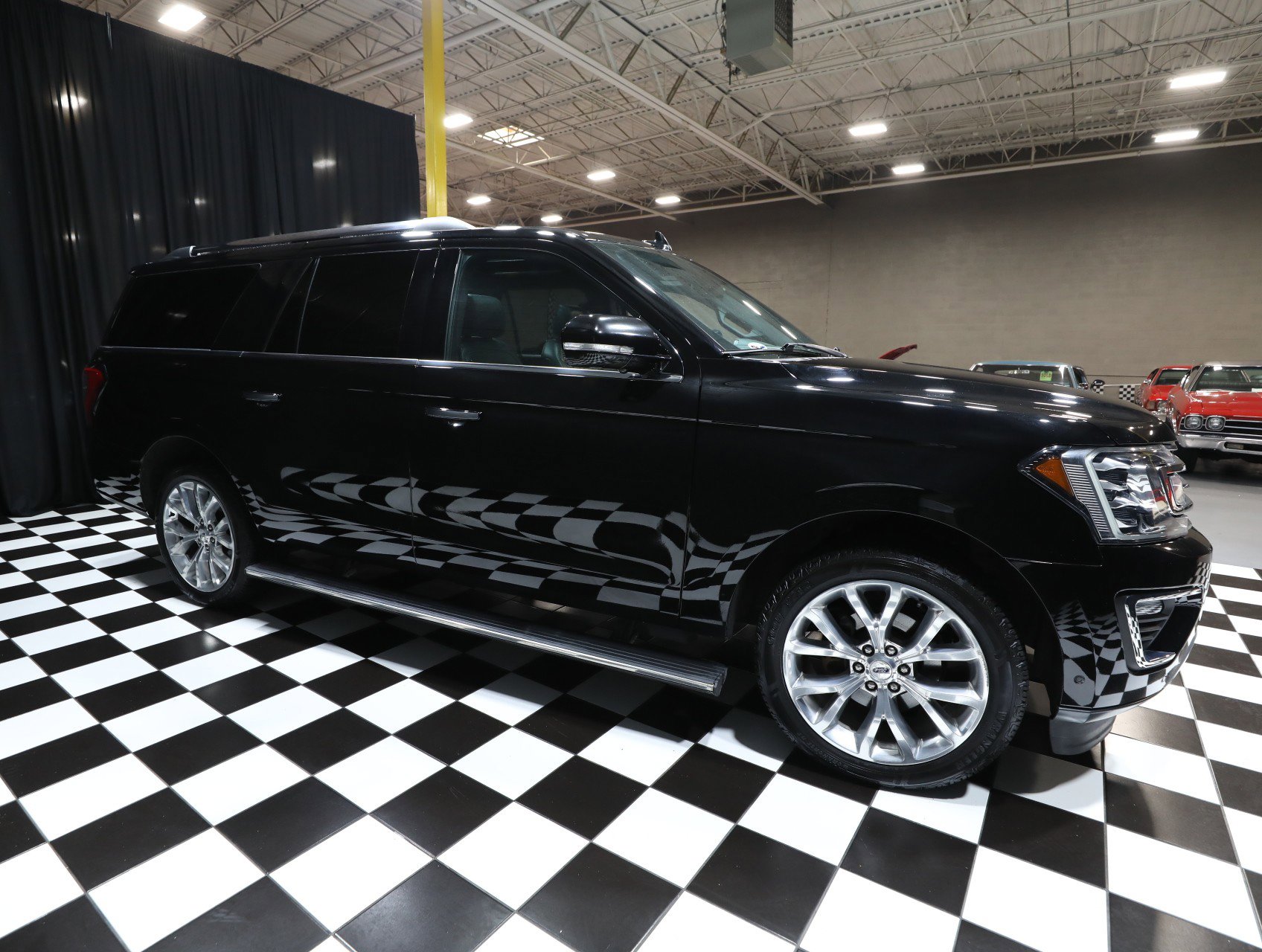 Used 2018 Ford Expedition Max Limited w/ Equipment Group 302A image 13