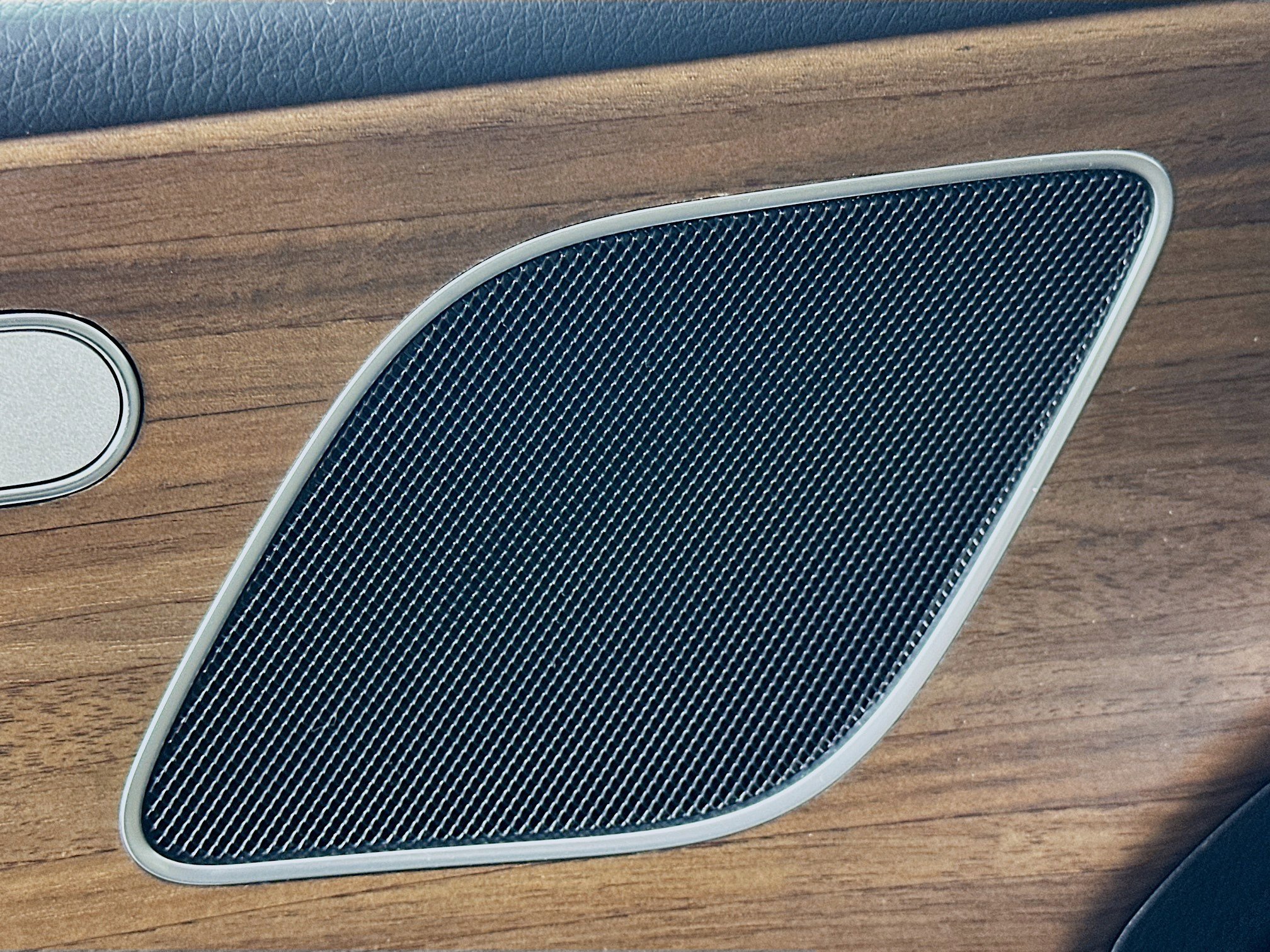 Certified 2024 Mercedes-Benz GLE 350 4MATIC image 24