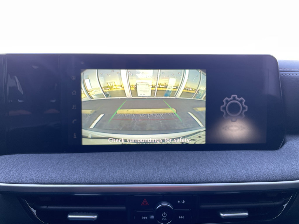 Certified 2025 Nissan Kicks SV w/ SV Premium Package image 17