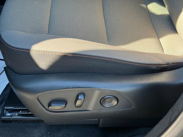 Used 2024 Chevrolet Traverse LT image 19