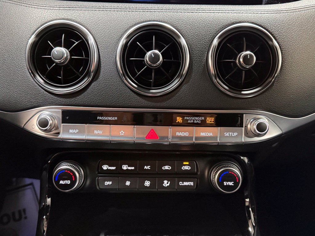 Used 2022 Kia Stinger GT-Line RWD image 24