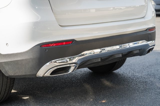 Used 2022 Mercedes-Benz GLC 300 4MATIC image 9