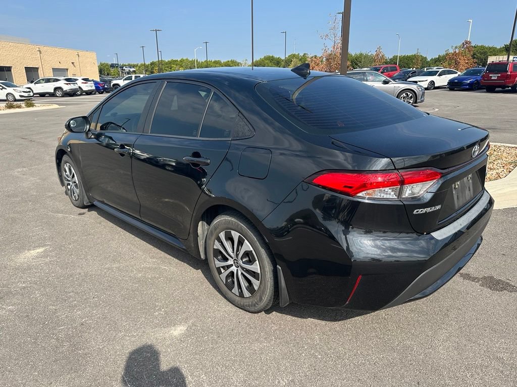 Used 2022 Toyota Corolla LE FWD image 5