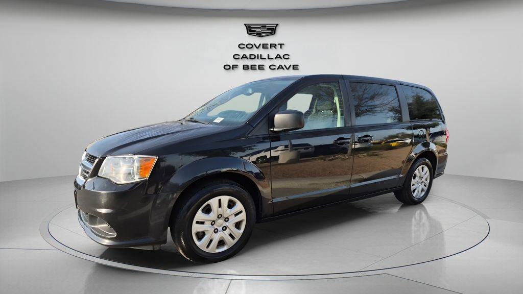 Used 2018 Dodge Grand Caravan SE w/ UConnect Hands-Free Group image 3