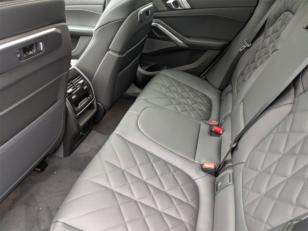 New 2026 BMW X6 xDrive40i image 30