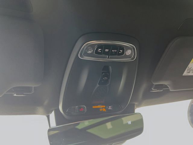 Used 2016 Volvo XC90 T6 R-Design w/ Protection Package Plus image 19