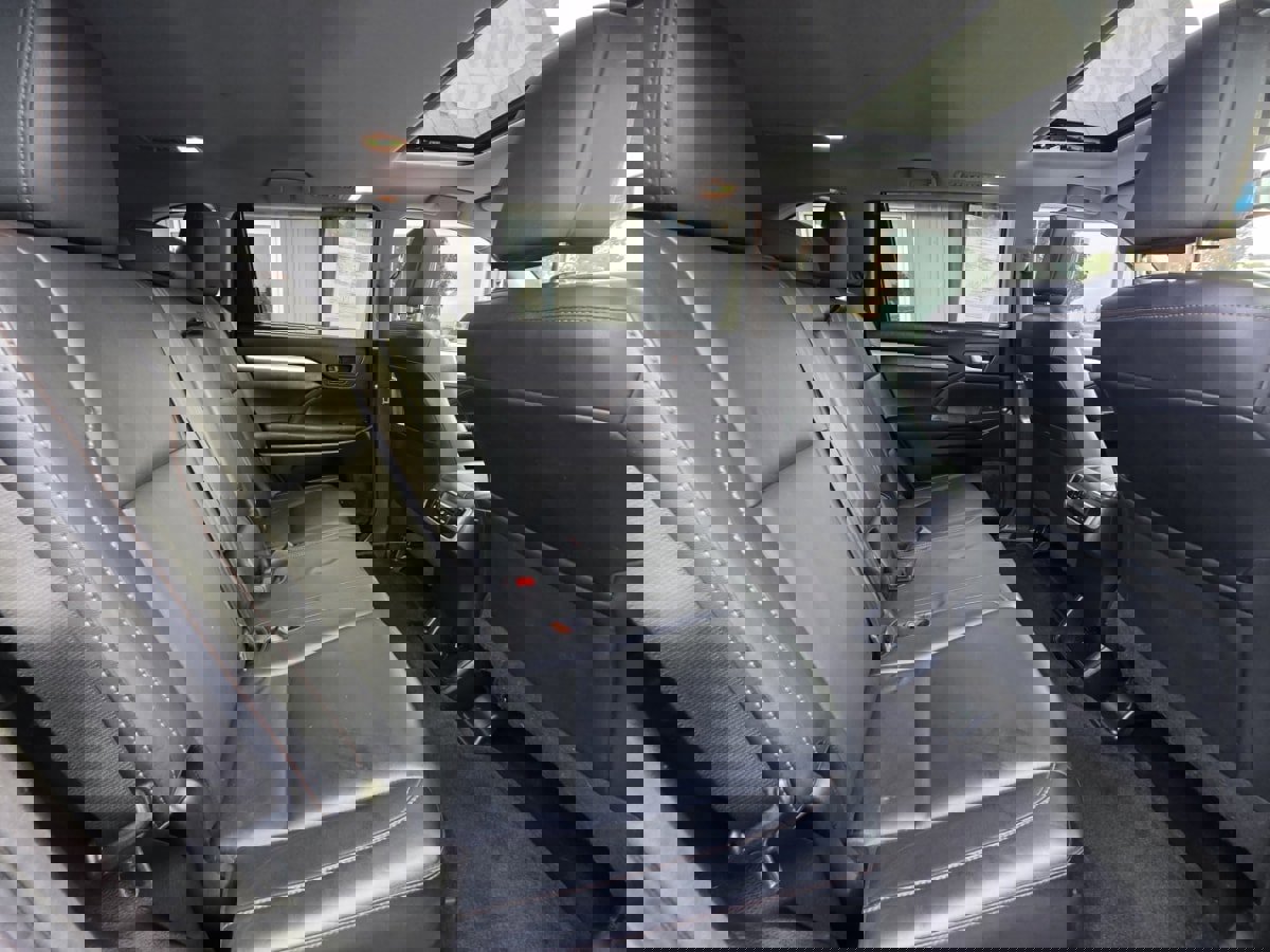 Used 2015 Toyota Highlander XLE image 15