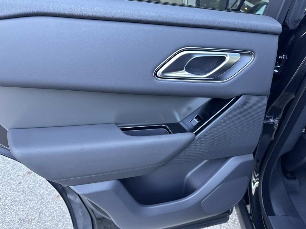 New 2026 Land Rover Range Rover Velar S image 12