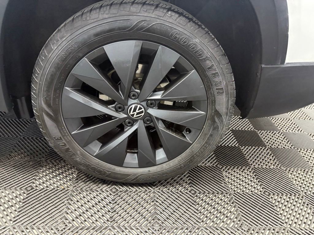 Used 2022 Volkswagen Taos S w/ IQ Drive S Package FWD image 14