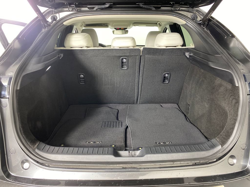 Used 2023 MAZDA CX-30 AWD 2.5 S w/ Premium Package image 27