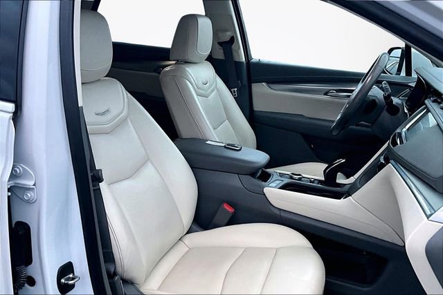 Used 2021 Cadillac XT5 Premium Luxury image 7