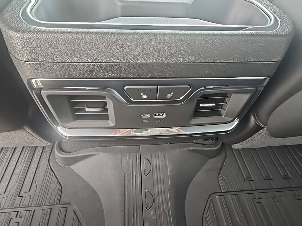 New 2026 GMC Sierra 2500 Denali Ultimate image 19