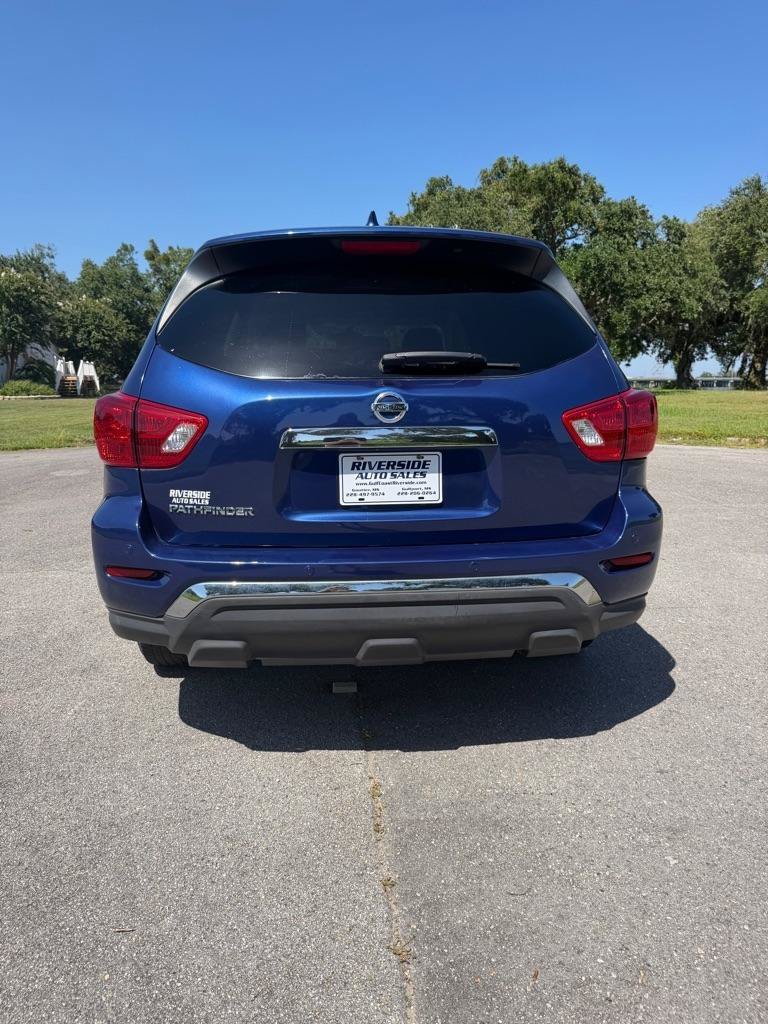 Used 2019 Nissan Pathfinder S FWD image 4