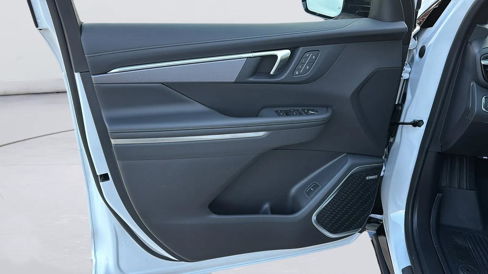 New 2026 Buick Enclave Sport Touring w/ Power Package image 24