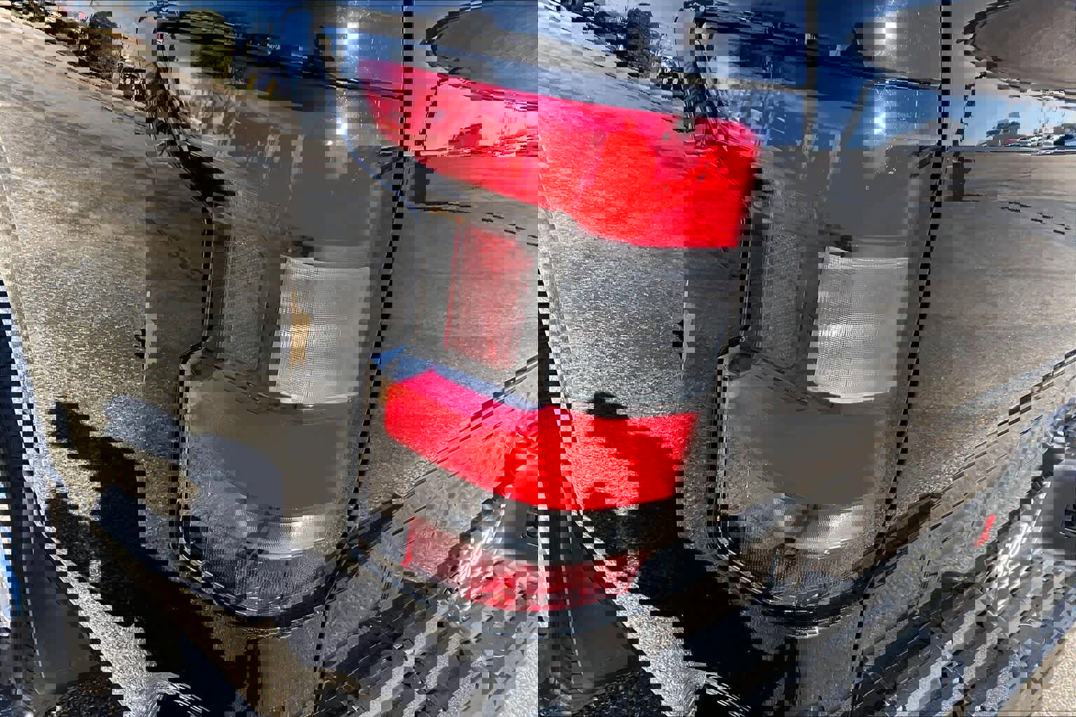 Used 2022 Nissan Frontier SV w/ SV Premium Package image 28