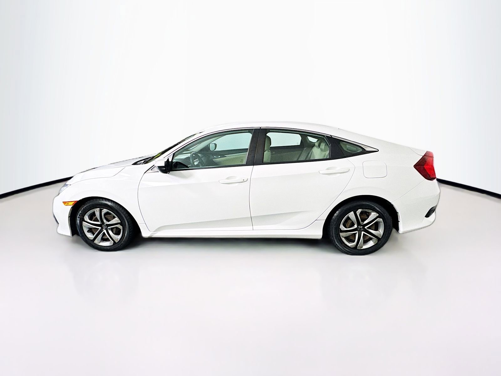 Used 2019 Honda Civic LX image 4