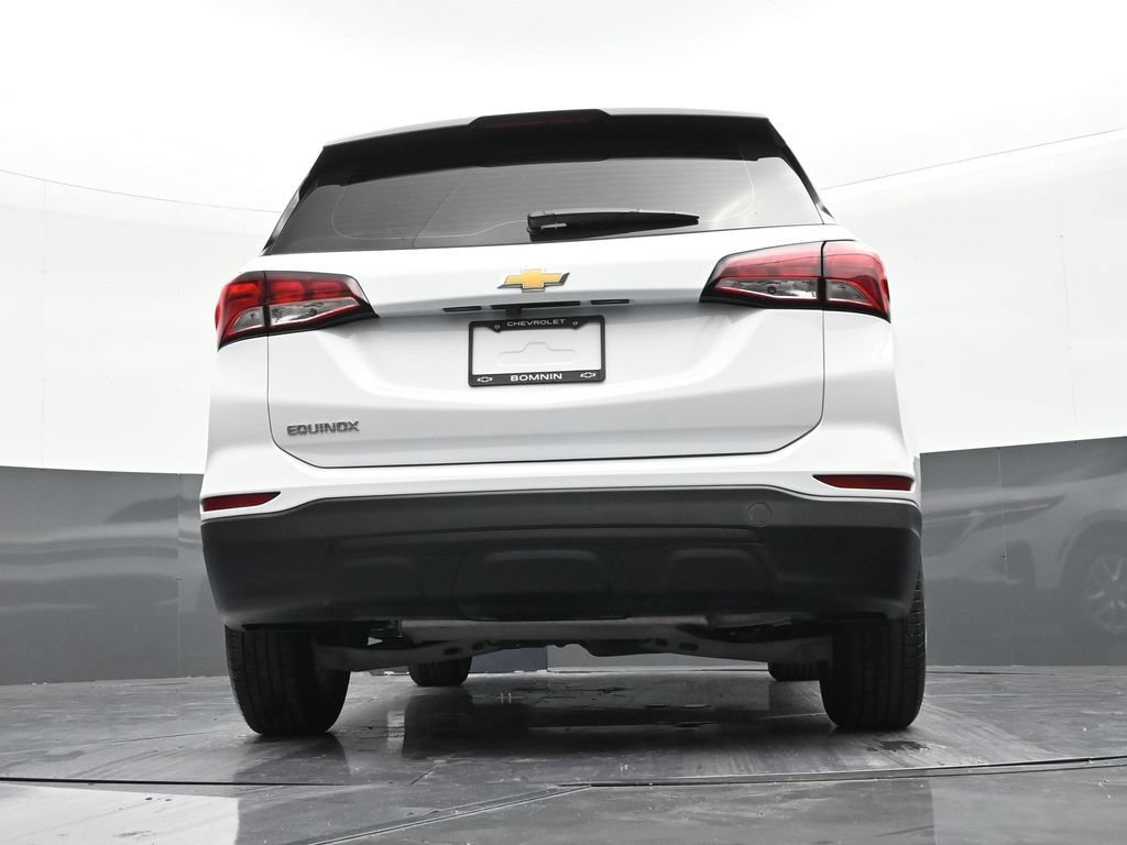 Used 2022 Chevrolet Equinox LS FWD image 23