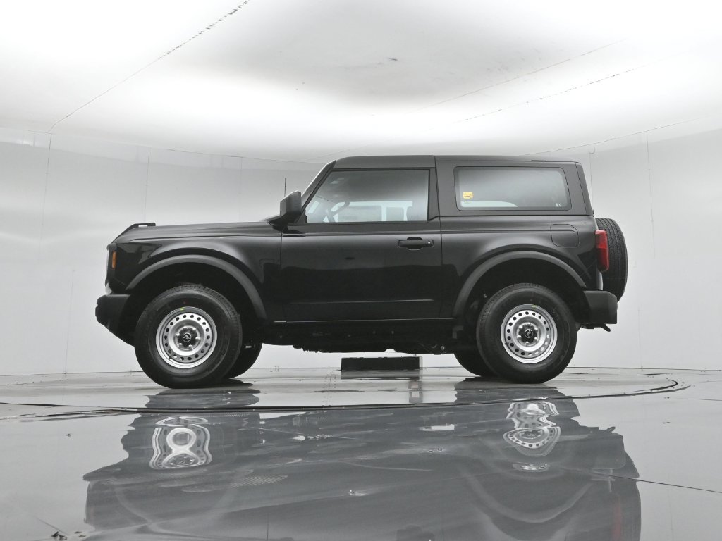 New 2026 Ford Bronco 2-Door AWD/4WD image 7