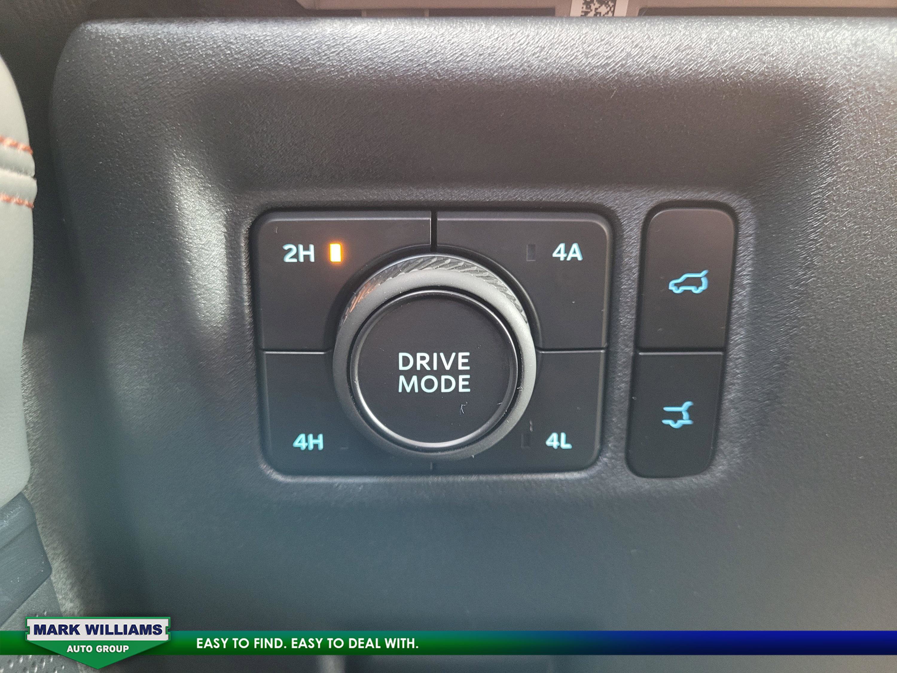 Used 2025 Ford Expedition Max Active image 27