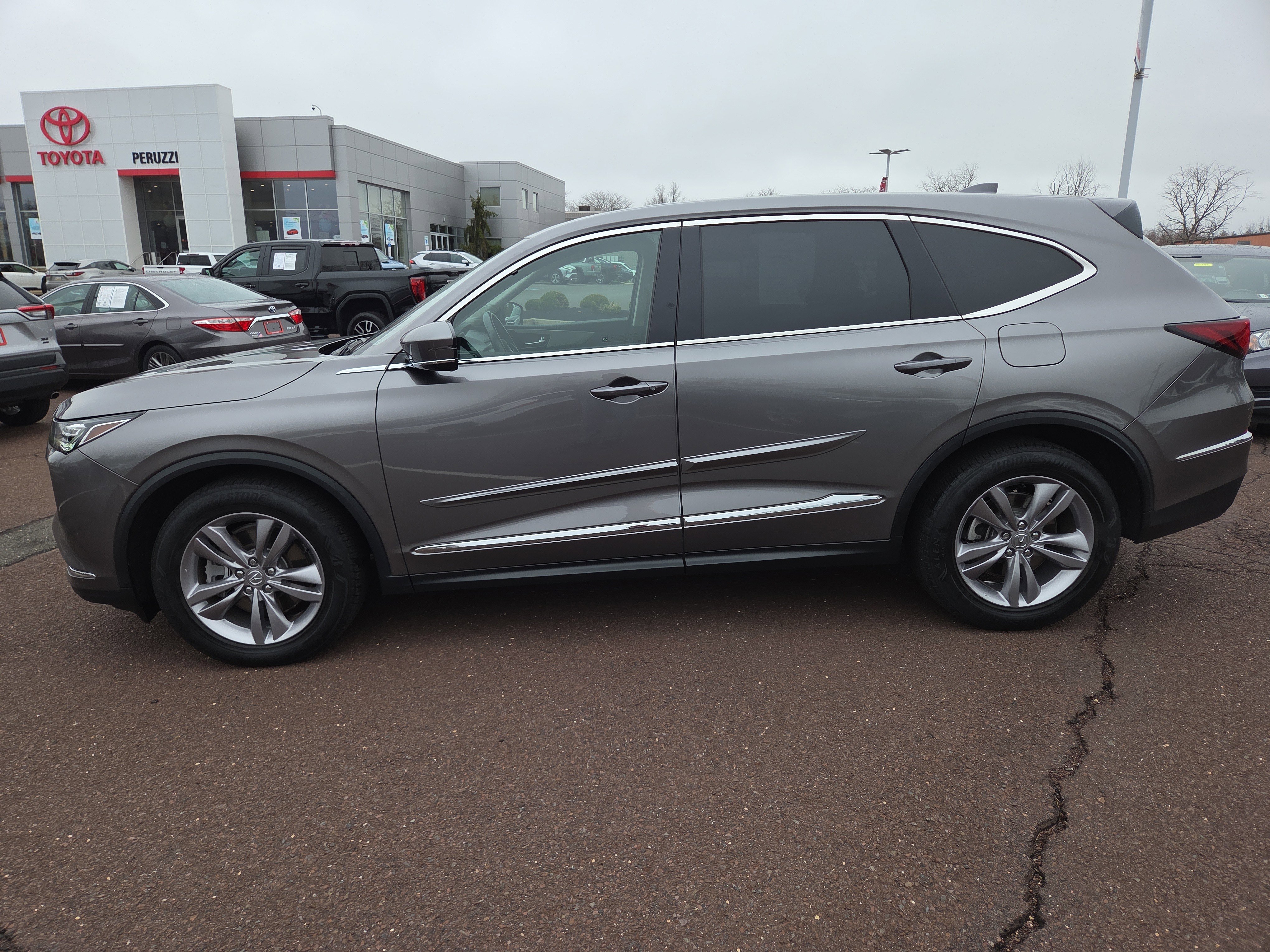 Used 2024 Acura MDX SH-AWD image 6