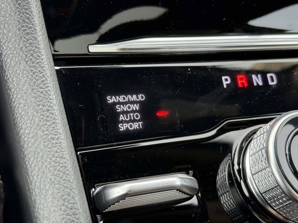 New 2026 Jeep Grand Cherokee Altitude AWD/4WD image 28
