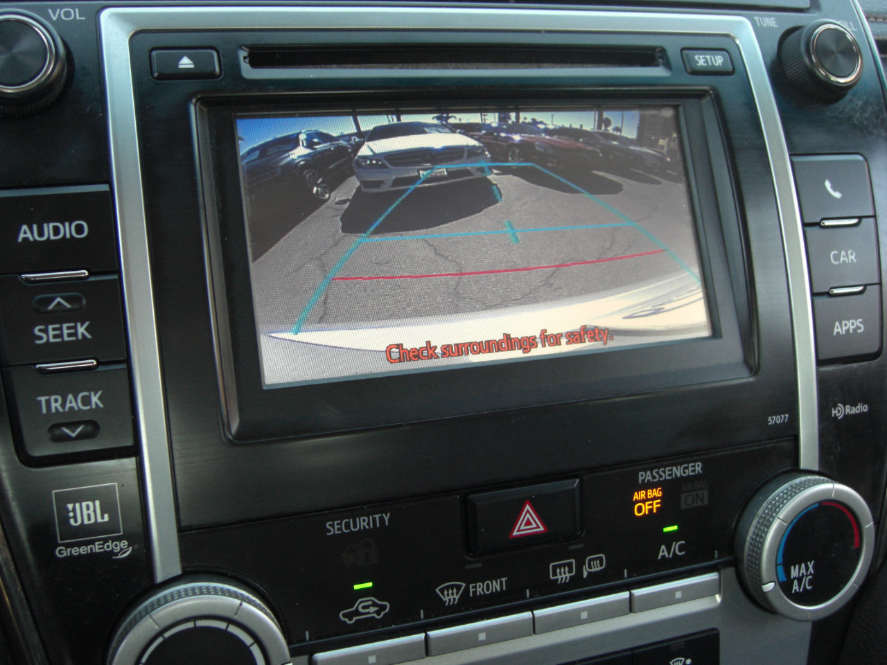 Used 2013 Toyota Camry SE w/ Leather Pkg image 23