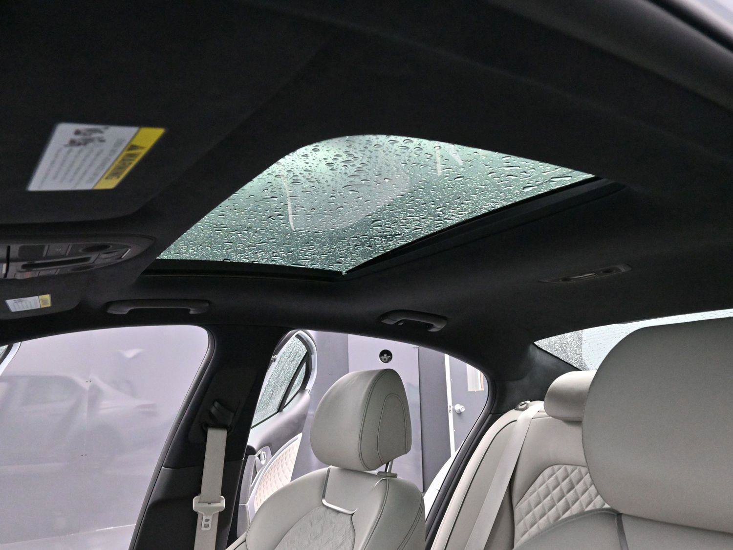 Used 2022 Genesis G70 3.3T w/ Sport Prestige Package image 30