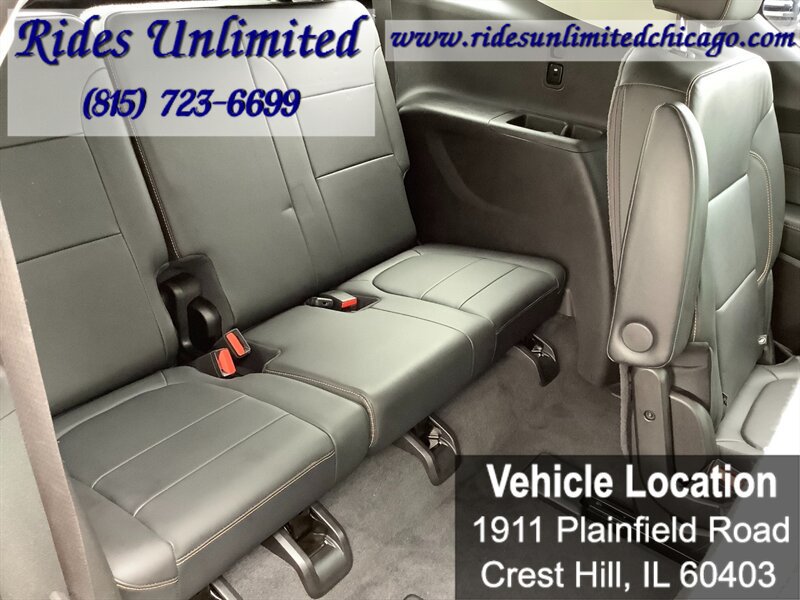 Used 2019 Chevrolet Traverse LT w/ LT Premium Package AWD/4WD image 32